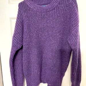 Super soft sweater washed but never worn